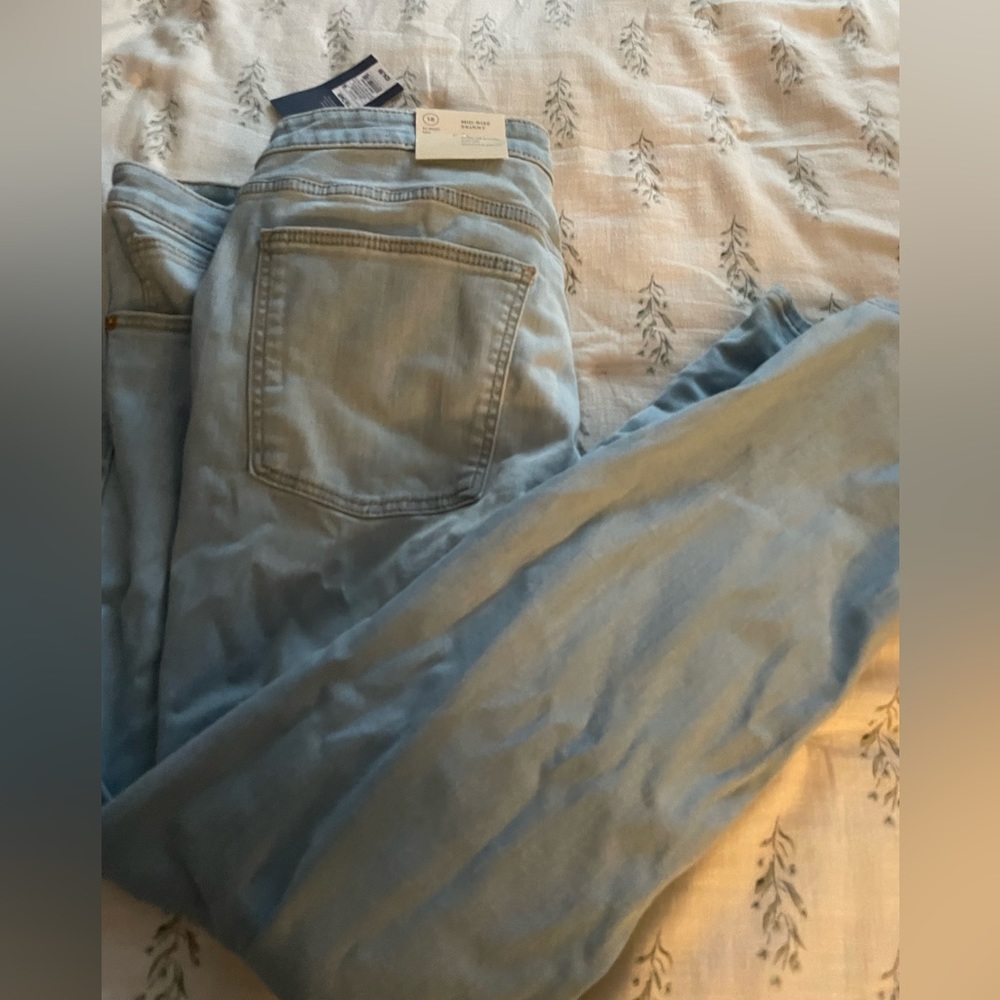 NWT universal thread skinny mid rise jeans size 18